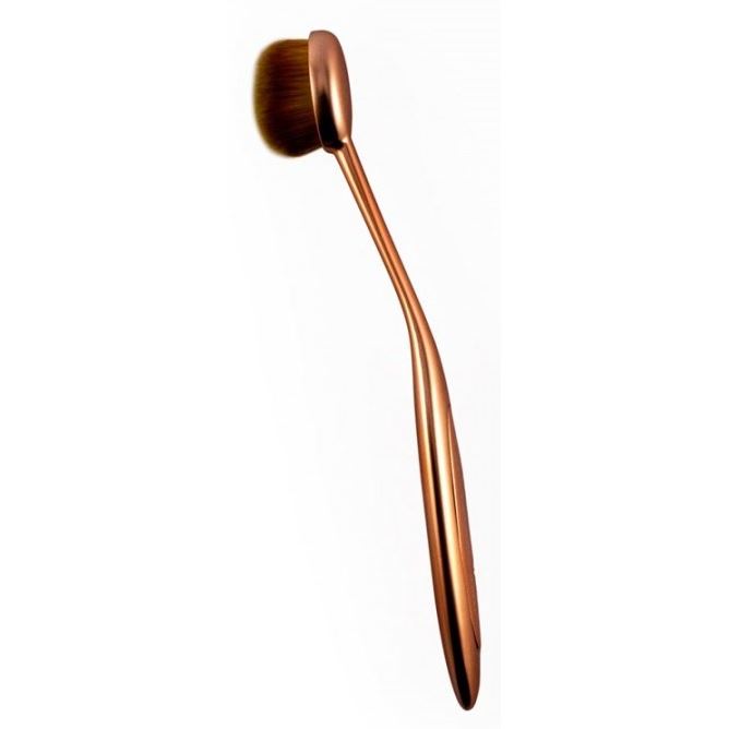Revolution Makeup Make Up Precision Brush Oval Shape Кисть для макияжа