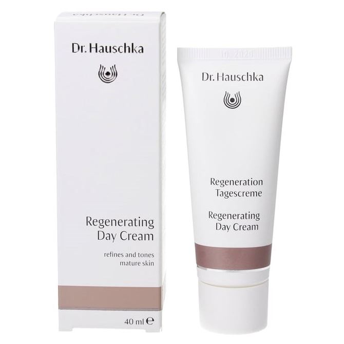 Dr. Hauschka Regeneration Regenerating Day Cream (Regeneration Tagescreme)  Регенерирующий крем
