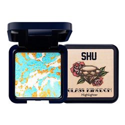 Glass Kingdom Highlighter